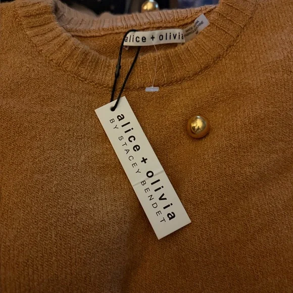 Necks Alice + Olivia Gleeson Wool Metal Ball Sweater in Tan Gold NWT - Picture 2 of 4